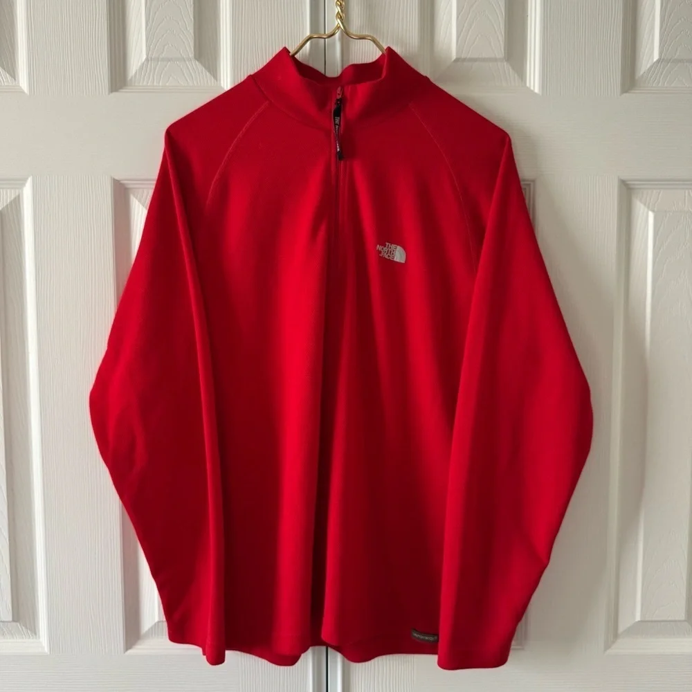 The North Face Men's Red Sweater Sweatshirt Size Medium